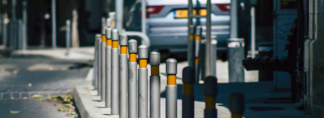 Safe and Convenient Retractable Barrier Column Systems for Properties in Panama City, FL